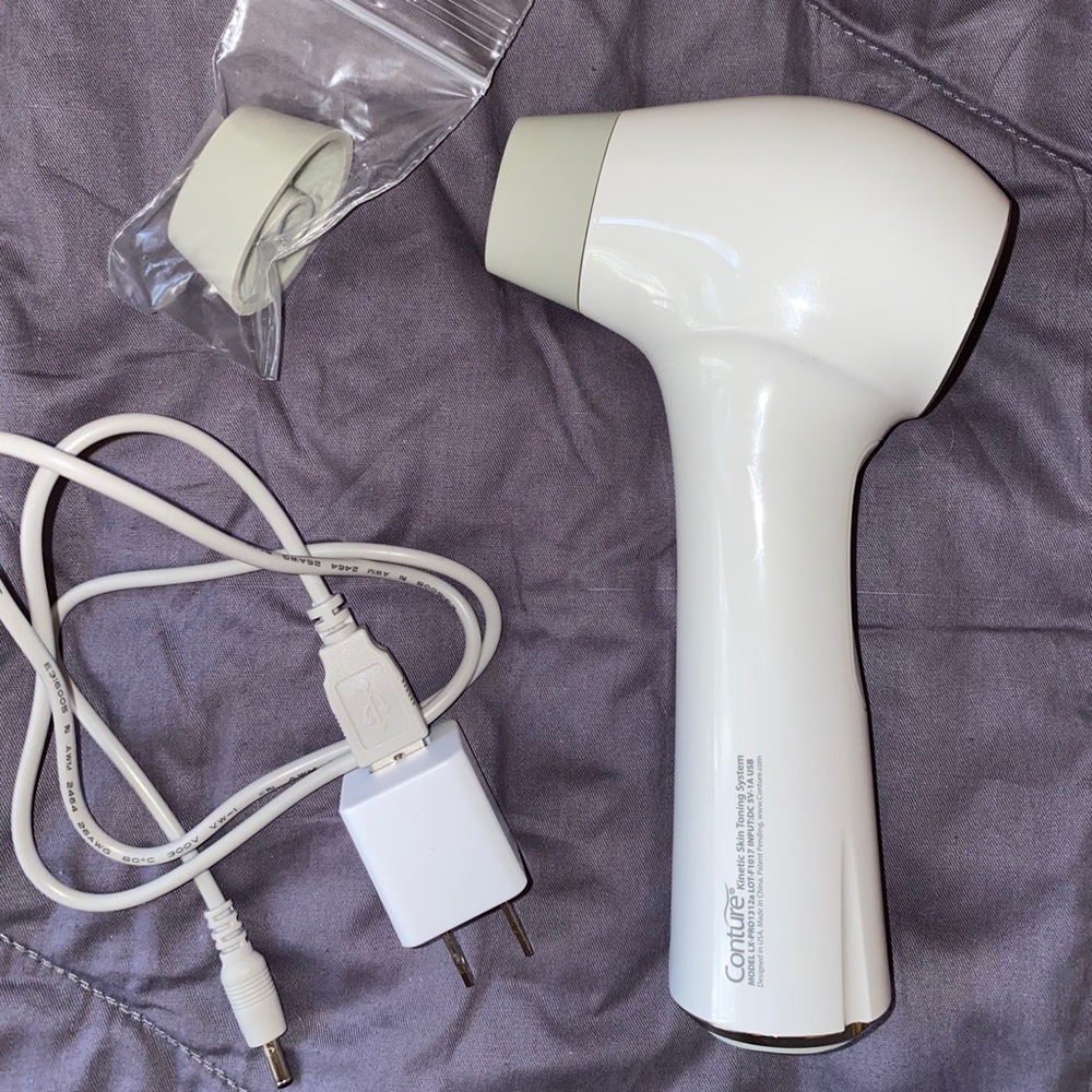 SOLD Conture Kinetic Skin Toning System